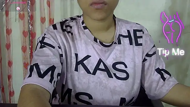 Snapshot of Preeti-Sexy chatting on 11-29-25, 04:56 Preeti-Sexy online show from 11-29-25, 04:56