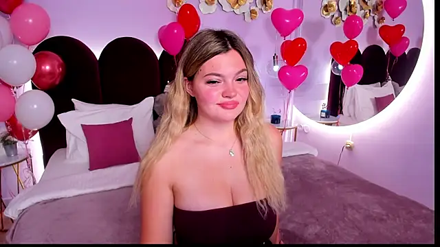 ZaraBloom online show from 11-16-25, 03:22