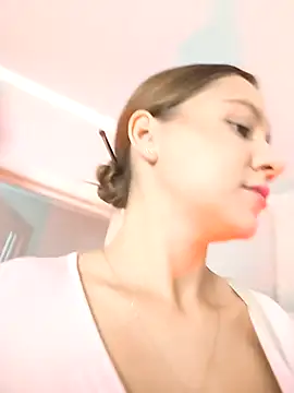 AliceBrayan online show from 10-06-25, 05:08