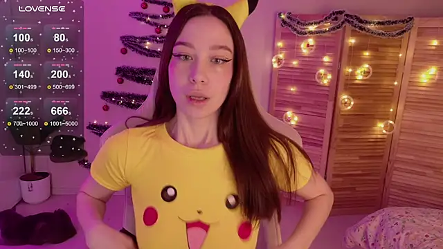 Miss Mia Murr online show from 12-20-25, 04:26