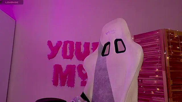 Miss Mia Murr online show from 02-12-26, 04:45