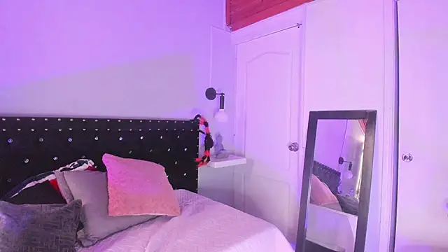 Ghosty Doll online show from 11-05-25, 08:12