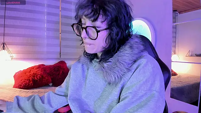 Ghosty Doll online show from 03-28-26, 08:32