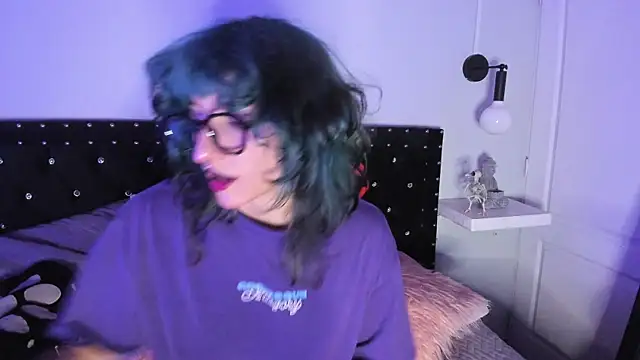 Ghosty Doll online show from 10-23-25, 08:18