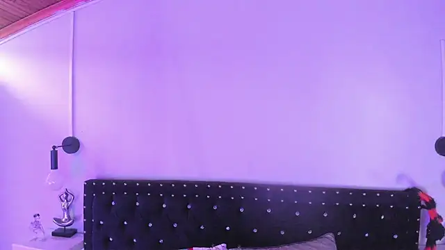 Ghosty Doll online show from 11-06-25, 08:24