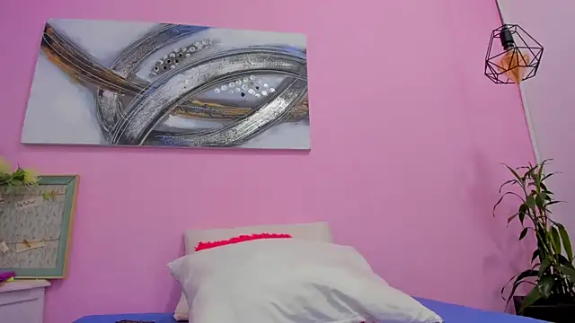 Snapshot of ebony_beckyy chatting on 02-28-25, 05:26 ebony beckyy online show from 02-28-25, 05:26