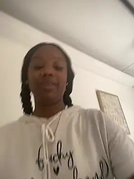 Snapshot of ebony_beckyy chatting on 03-15-25, 01:40 ebony beckyy online show from 03-15-25, 01:40