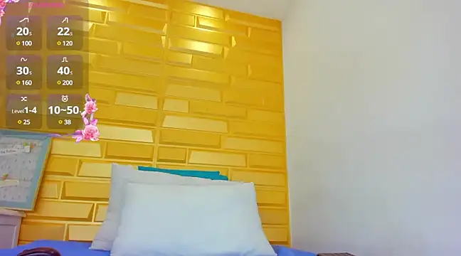 Snapshot of ebony_beckyy chatting on 02-06-25, 04:47 ebony beckyy online show from 02-06-25, 04:47