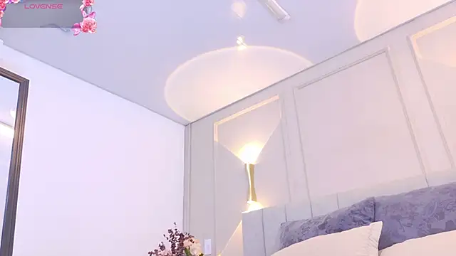 april rousse online show from 10-22-25, 12:04