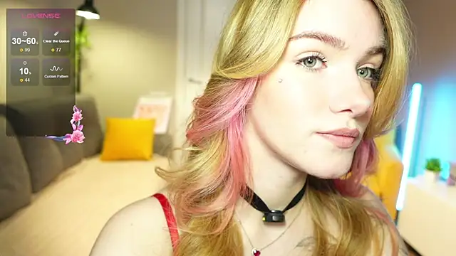 SpiceJessy online show from 06-25-26, 07:13