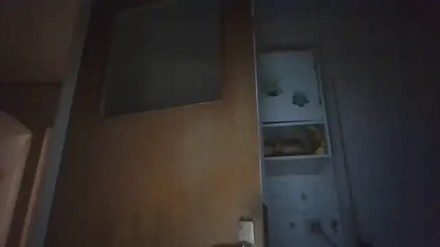 Snapshot of mariusica1@xh chatting on 03-04-26, 10:39 mariusica1xh online show from 03-04-26, 10:39