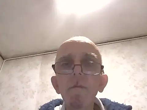 mariusica1xh online show from 12-05-25, 07:23