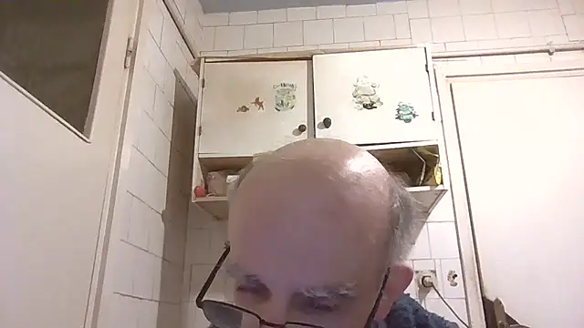 Snapshot of mariusica1@xh chatting on 03-16-26, 11:51 mariusica1xh online show from 03-16-26, 11:51