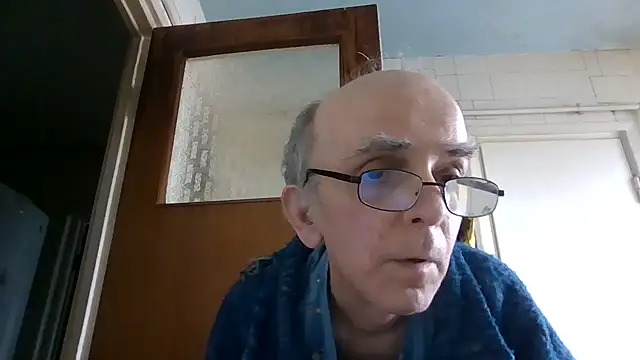 Snapshot of mariusica1@xh chatting on 03-16-26, 11:47 mariusica1xh online show from 03-16-26, 11:47