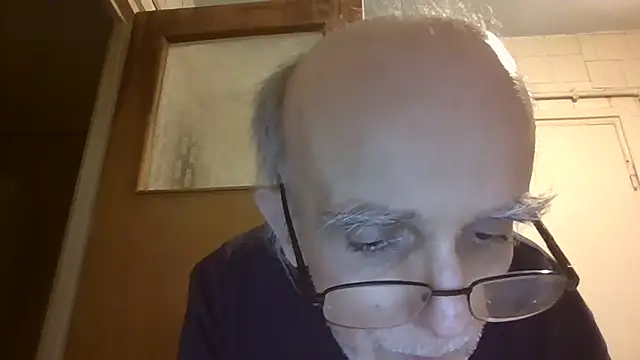 Snapshot of mariusica1@xh chatting on 04-11-26, 09:51 mariusica1xh online show from 04-11-26, 09:51