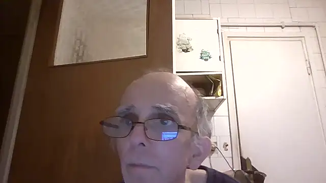 Snapshot of mariusica1@xh chatting on 04-08-26, 09:27 mariusica1xh online show from 04-08-26, 09:27