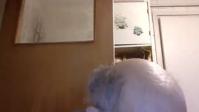 Snapshot of mariusica1@xh chatting on 03-29-26, 04:19 mariusica1xh online show from 03-29-26, 04:19