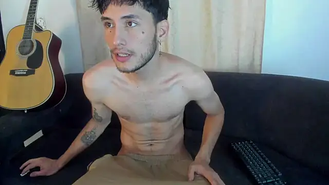 Henrikk senn online show from 11-05-25, 03:26