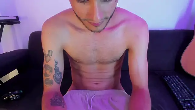 Henrikk senn online show from 01-05-26, 06:44