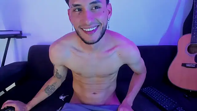 Henrikk senn online show from 12-01-25, 08:21