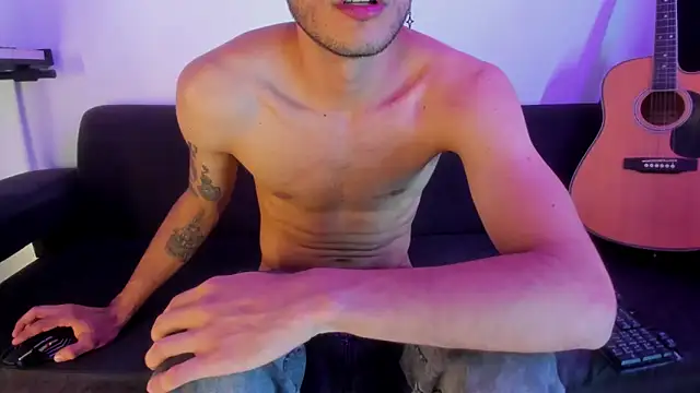 Henrikk senn online show from 12-13-25, 10:16