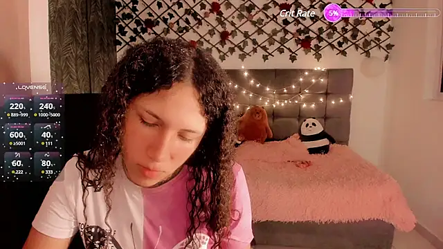 Snapshot of Lilith_Miller21 chatting on 03-19-25, 04:25 Lilith Miller21 online show from 03-19-25, 04:25