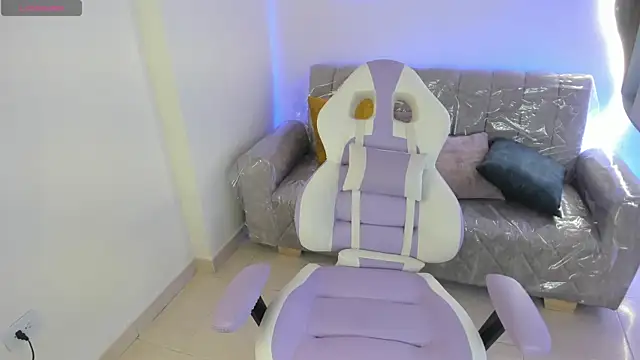 Charlotte cowell sub1  online show from 10-15-25, 06:49