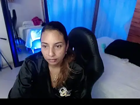 mykaelahoney online show from 04-10-26, 08:32