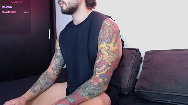 Snapshot of marco_allison43 chatting on 02-24-26, 07:26 marco allison43 online show from 02-24-26, 07:26