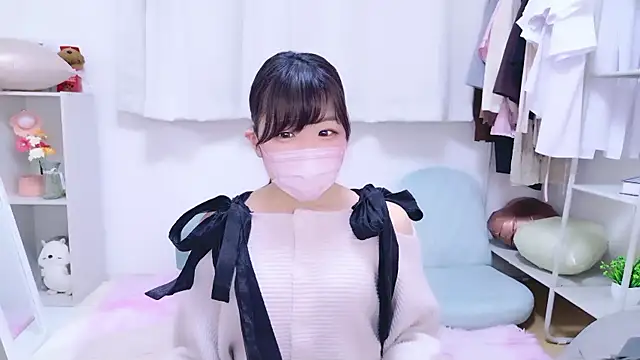 Snapshot of 867_haruna chatting on 03-11-26, 06:13 867 haruna online show from 03-11-26, 06:13