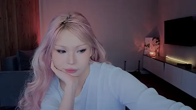 RileyMee online show from 04-10-26, 04:08