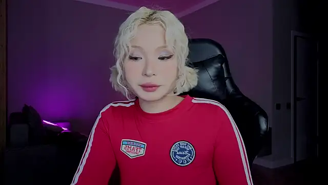 RileyMee online show from 12-02-25, 03:07