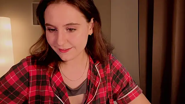 Diana Flower online show from 11-14-25, 04:16