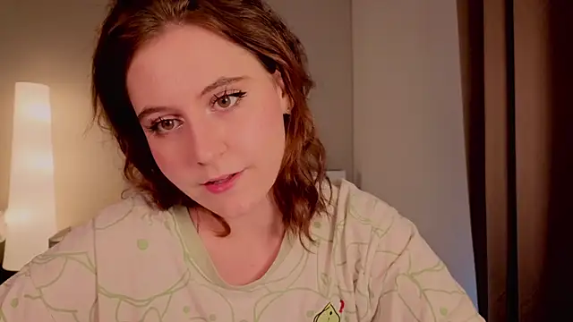 Diana Flower online show from 11-30-25, 04:35