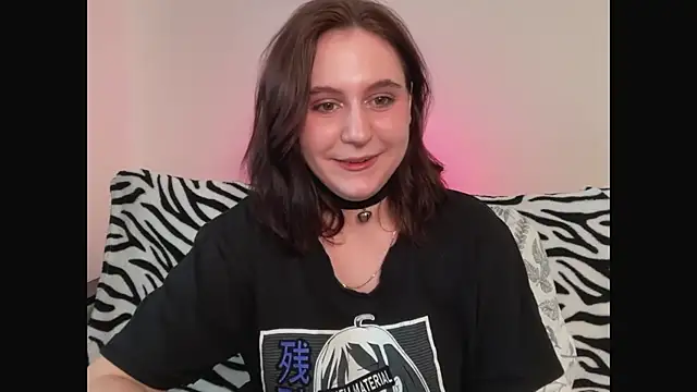 Snapshot of Diana_Flower chatting on 06-26-26, 11:38 Diana Flower online show from 06-26-26, 11:38