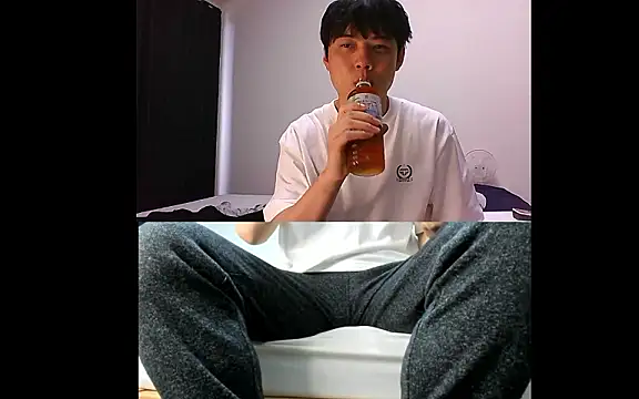 whitebriefboy online show from 11-11-25, 04:40