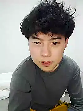 Snapshot of whitebriefboy chatting on 01-31-25, 05:09 whitebriefboy online show from 01-31-25, 05:09