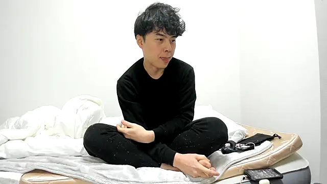 Snapshot of whitebriefboy chatting on 02-12-25, 02:21 whitebriefboy online show from 02-12-25, 02:21
