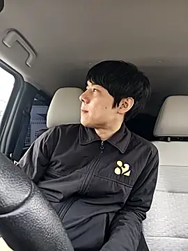 whitebriefboy online show from 03-12-26, 11:42