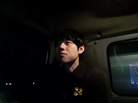 whitebriefboy online show from 03-15-26, 06:37