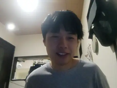 whitebriefboy online show from 01-12-26, 02:57