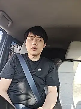 Snapshot of whitebriefboy chatting on 05-15-26, 10:08 whitebriefboy online show from 05-15-26, 10:08