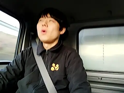 whitebriefboy online show from 03-14-26, 09:54