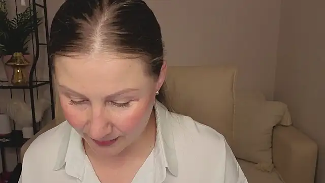 Snapshot of Helens_love chatting on 07-19-26, 01:58 Helens love online show from 07-19-26, 01:58