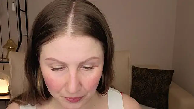 Snapshot of Helens_love chatting on 04-21-26, 09:16 Helens love online show from 04-21-26, 09:16