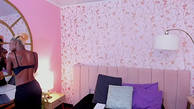 amber-hill online show from 10-26-25, 12:05