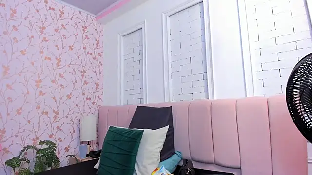 amber-hill online show from 04-15-26, 04:22