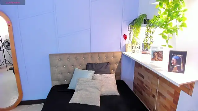 amber-hill online show from 07-21-26, 12:06