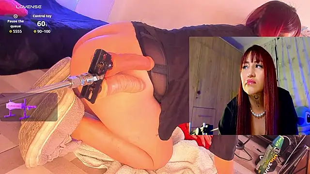 jolee   online show from 12-14-25, 01:23