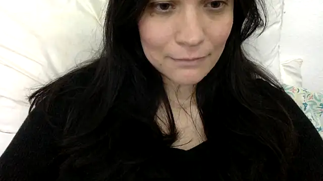 Snapshot of beatrizspbr chatting on 03-01-26, 06:02 beatrizspbr online show from 03-01-26, 06:02